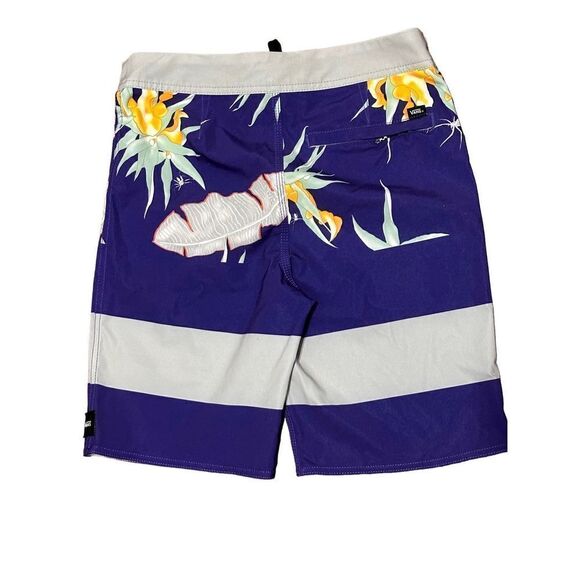 Nice VANS 4-WAY STRETCH ERA BRODSHORT size 27/14 teen boys or men Good Condition - Picture 2 of 3